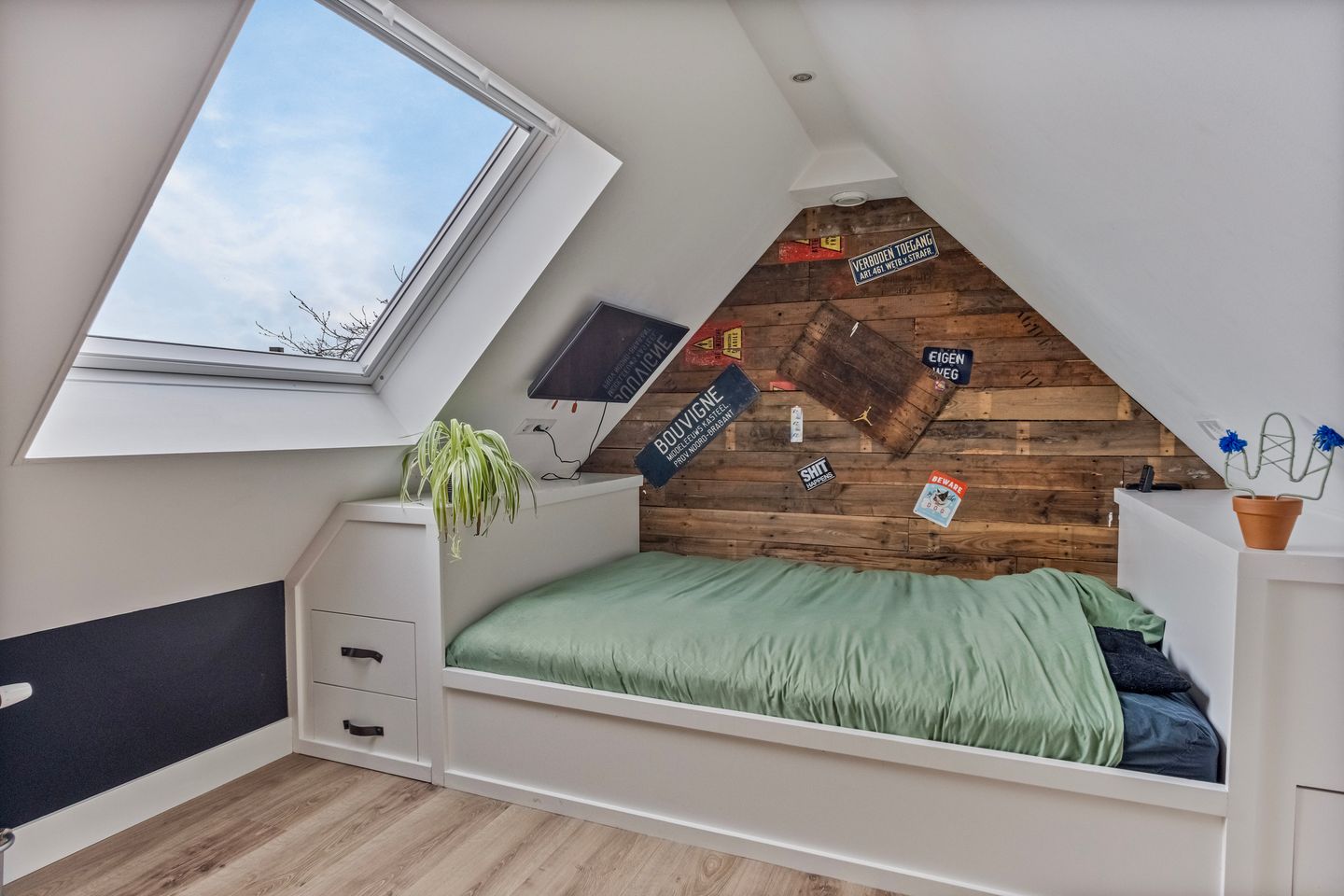 Foto 34 van Loeswijk 17