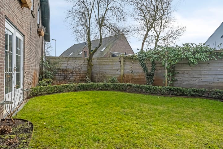 Foto 39 van Loeswijk 17