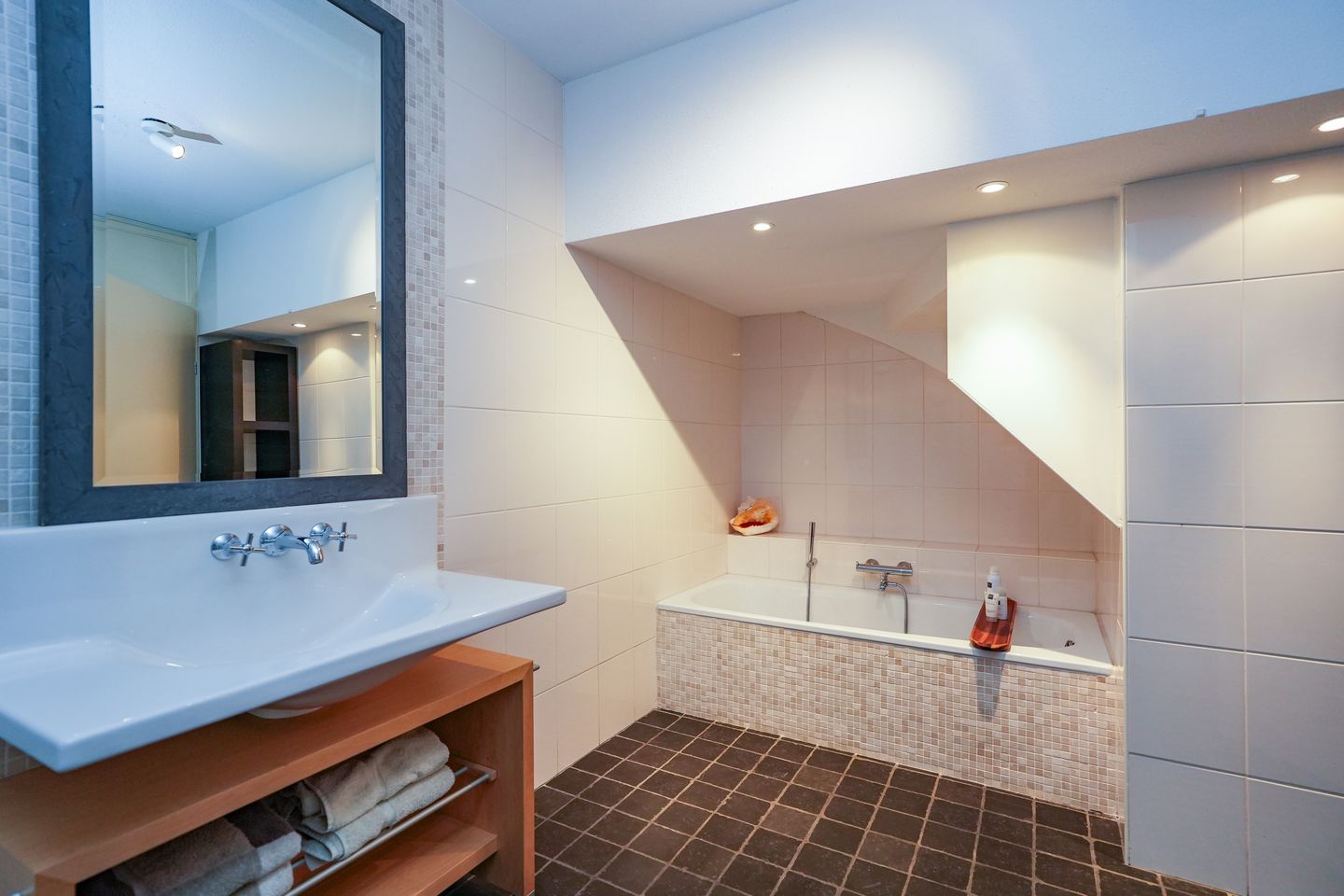 Photo 10 of Witteweg 4-T