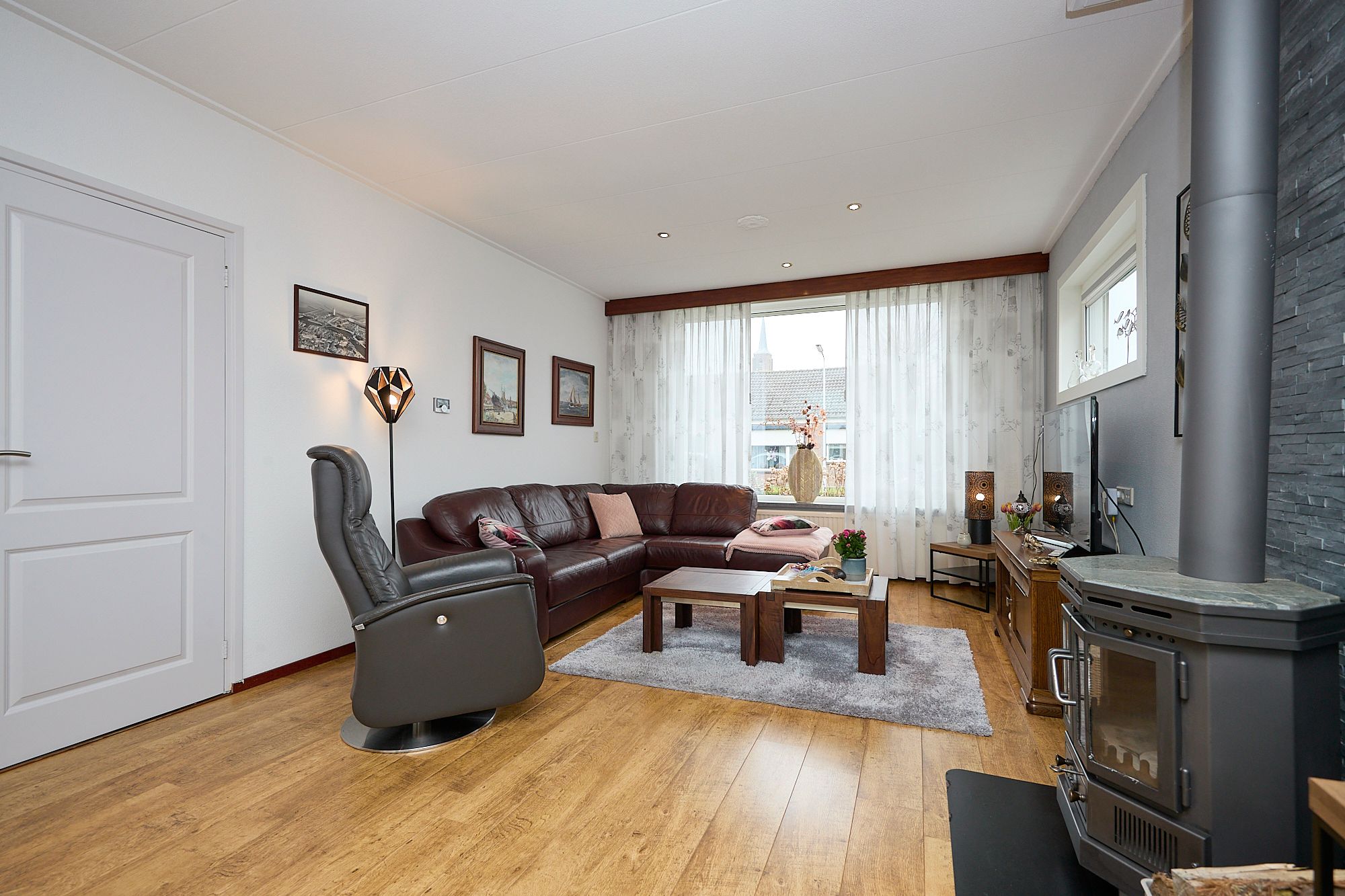 Foto 3 van Pastoor J.A.M. van den Muijsenbergstraat 4