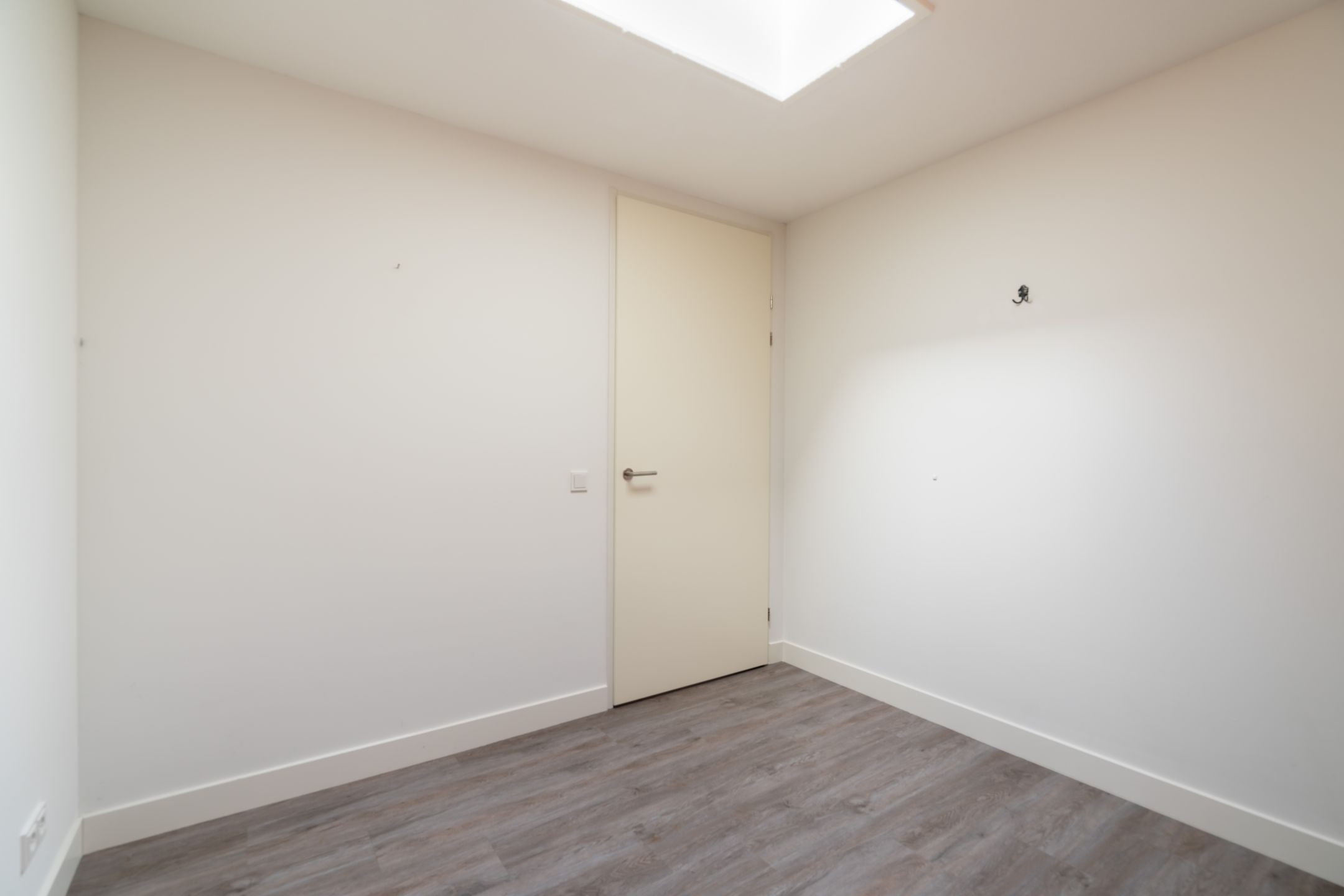 Photo 9 of Maasstraat 20-B