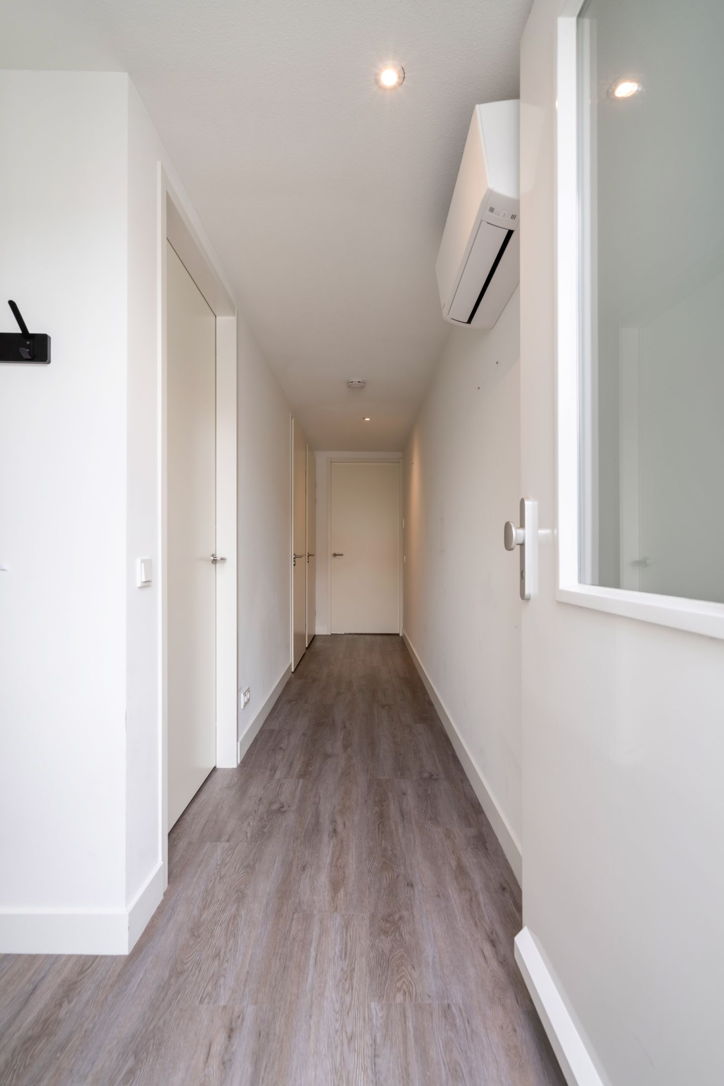 Photo 14 of Maasstraat 20-B