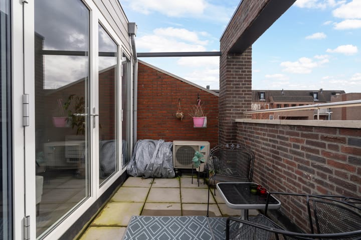 Foto 19 van Maasstraat 20-B