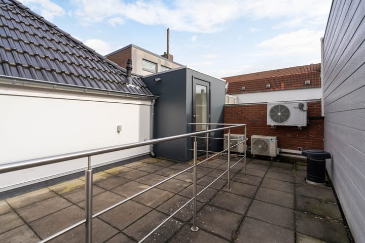 Foto 21 van Maasstraat 20-B