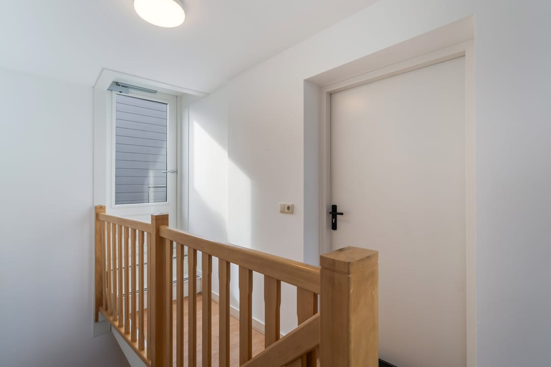 Photo 23 of Maasstraat 20-B