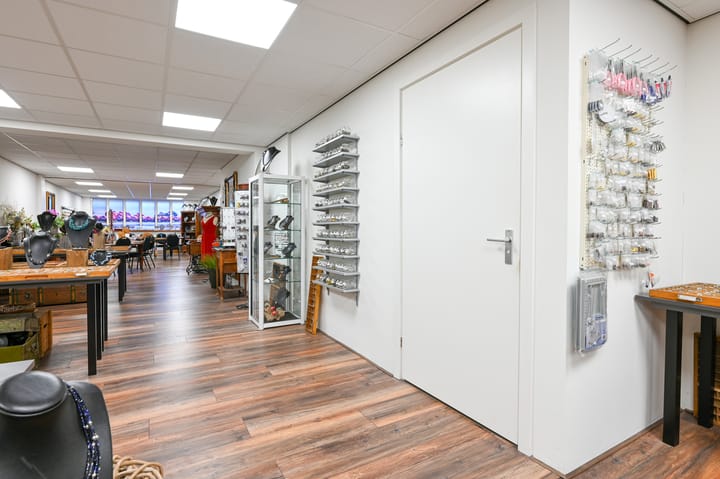 Photo 40 of Kerkstraat 32 en 32A