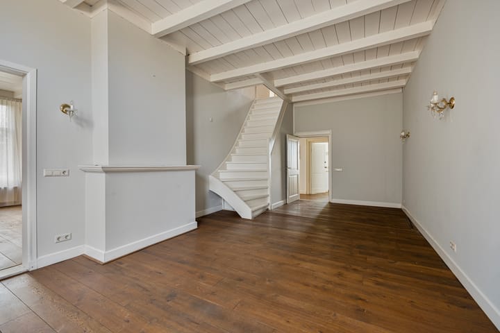 Foto 33 van Kerkstraat 1