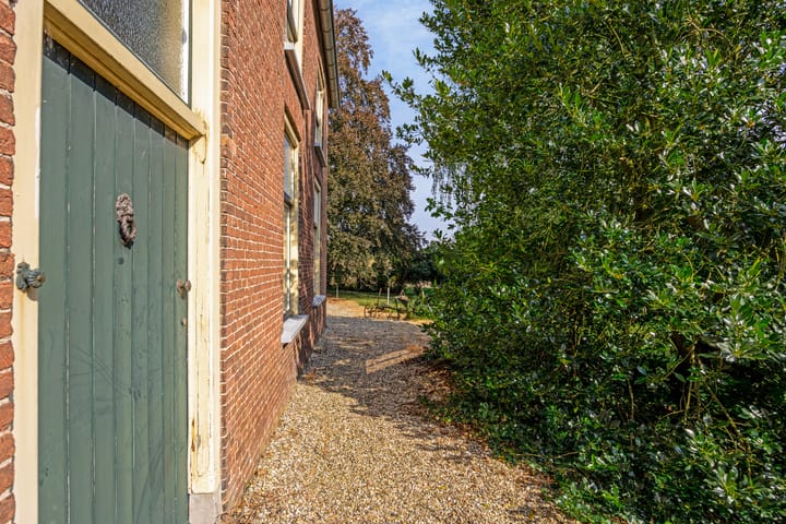 Foto 64 van Kerkstraat 1