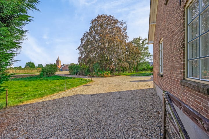 Foto 69 van Kerkstraat 1