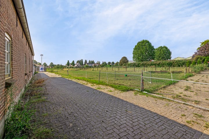 Foto 70 van Kerkstraat 1