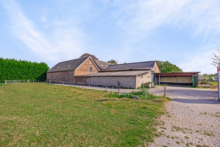 Foto 73 van Kerkstraat 1