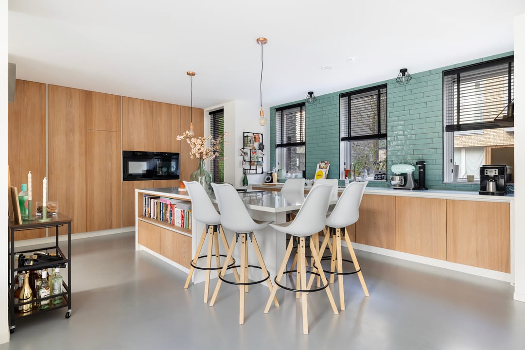 Foto 2 van Werf van Montan 4