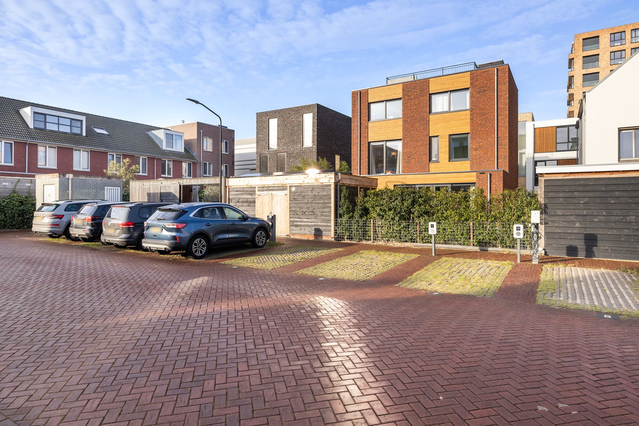 Foto 6 van Werf van Montan 4