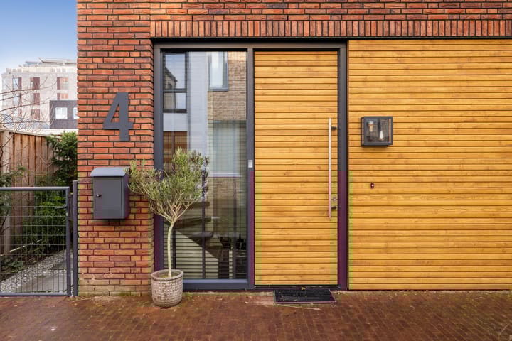 Foto 10 van Werf van Montan 4