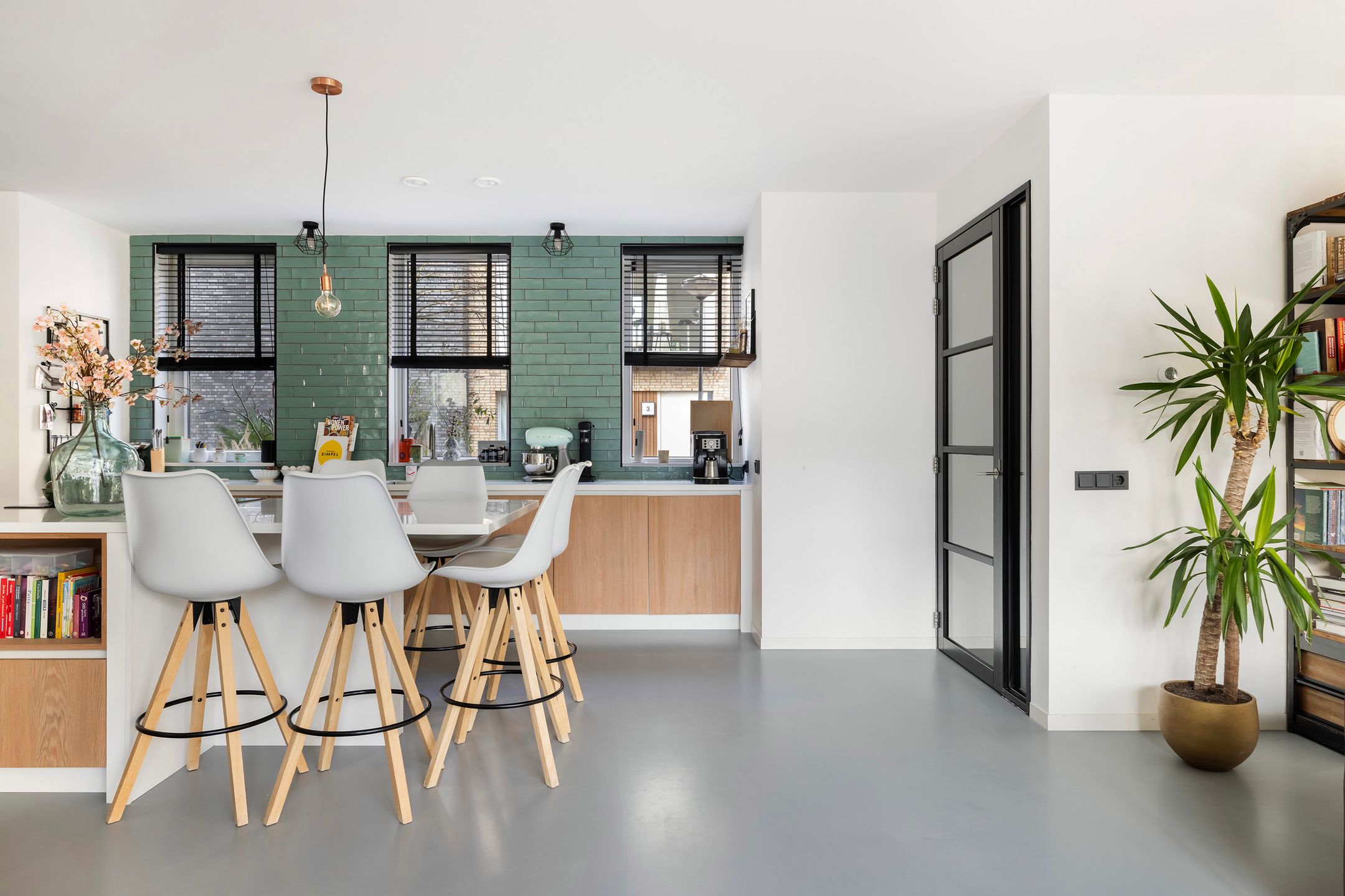 Foto 15 van Werf van Montan 4