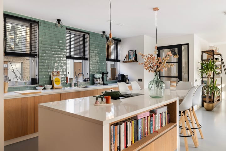 Foto 18 van Werf van Montan 4