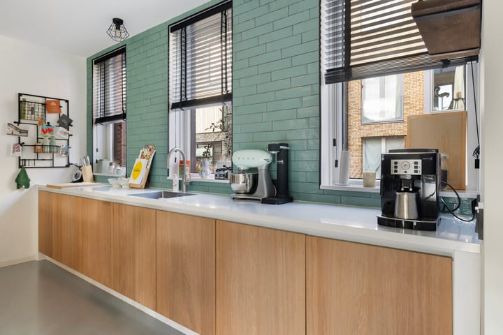 Foto 19 van Werf van Montan 4