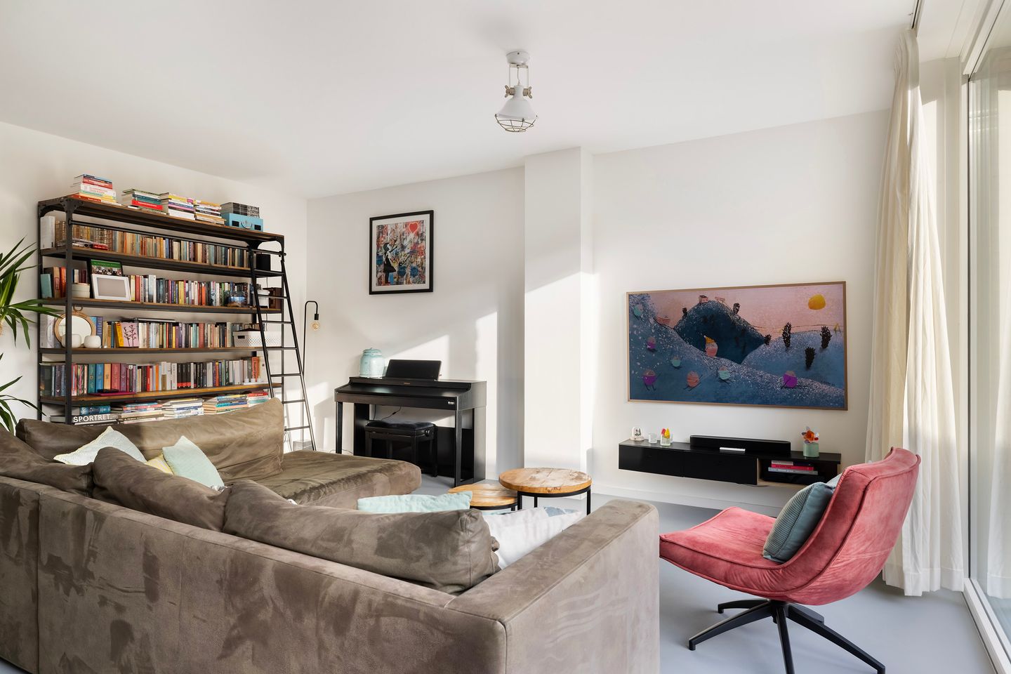 Foto 25 van Werf van Montan 4