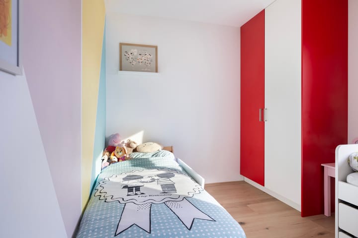 Foto 42 van Werf van Montan 4