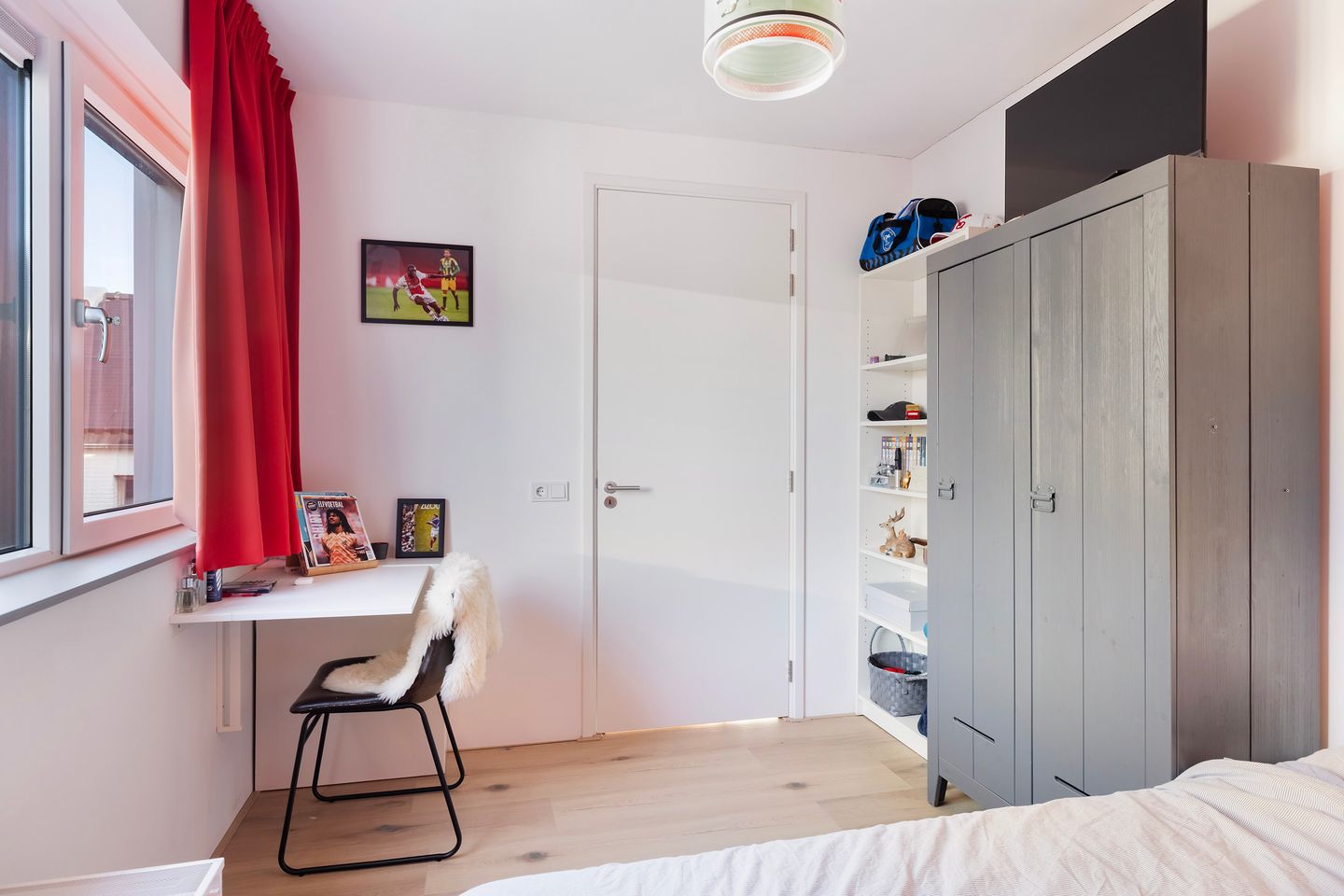 Foto 49 van Werf van Montan 4