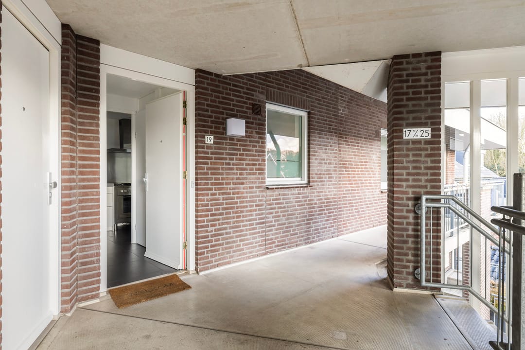 Foto 7 van van Nagell-laan 19