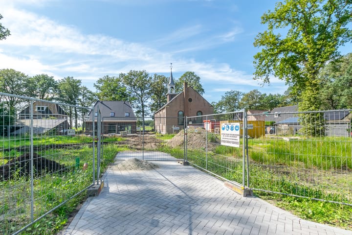 Photo 16 of Kerkweg 2-B