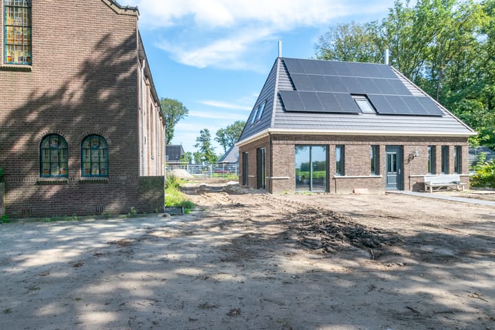 Photo 20 of Kerkweg 2-B