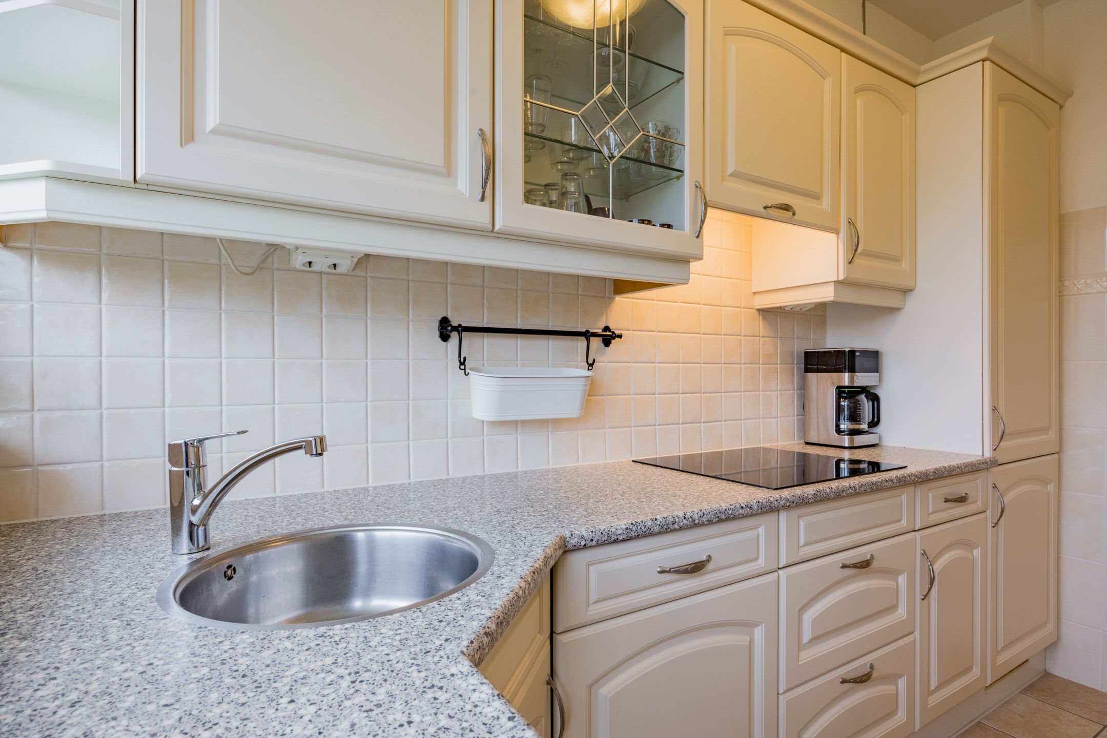 Photo 18 of Van Anrooystraat 33