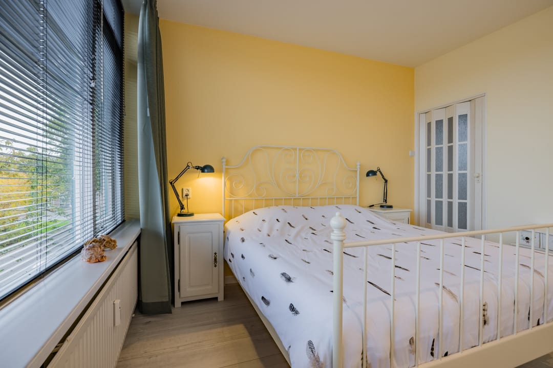 Photo 23 of Van Anrooystraat 33