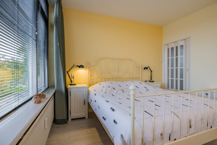 Foto 23 van Van Anrooystraat 33