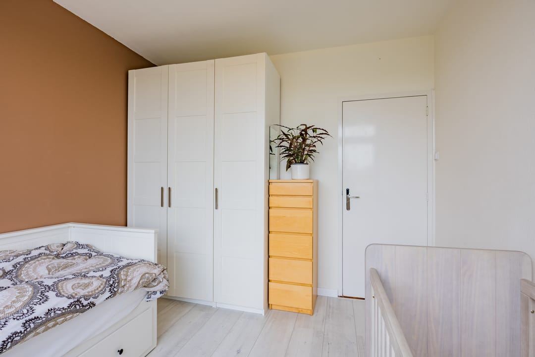 Photo 26 of Van Anrooystraat 33