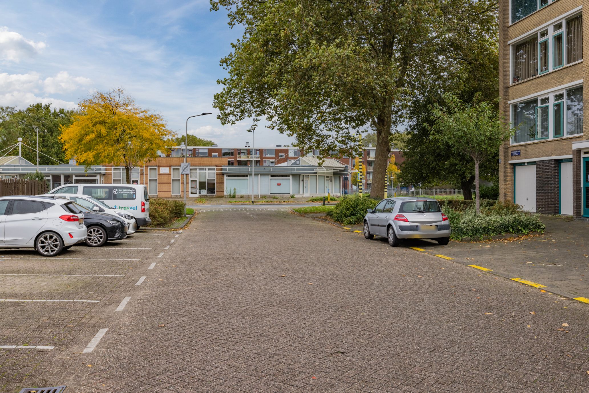 Photo 33 of Van Anrooystraat 33