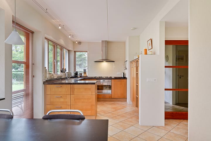 Foto 9 van Eskadronslaan 1