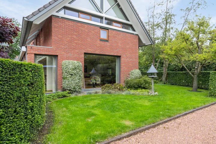 Foto 47 van Eskadronslaan 1