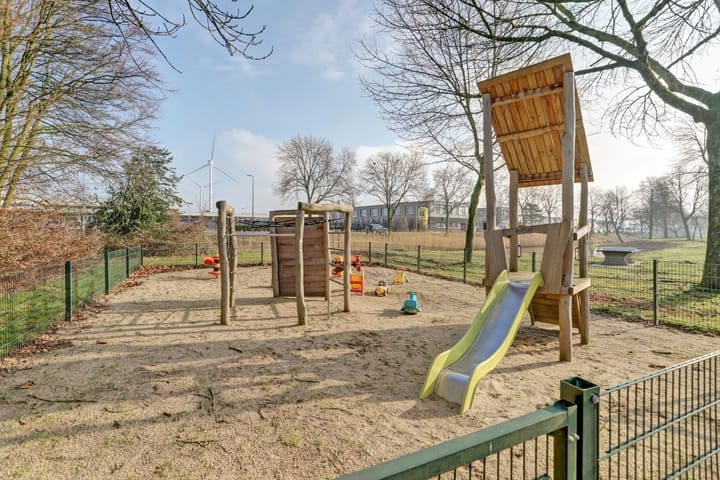 Foto 29 van Middelburglaan 72