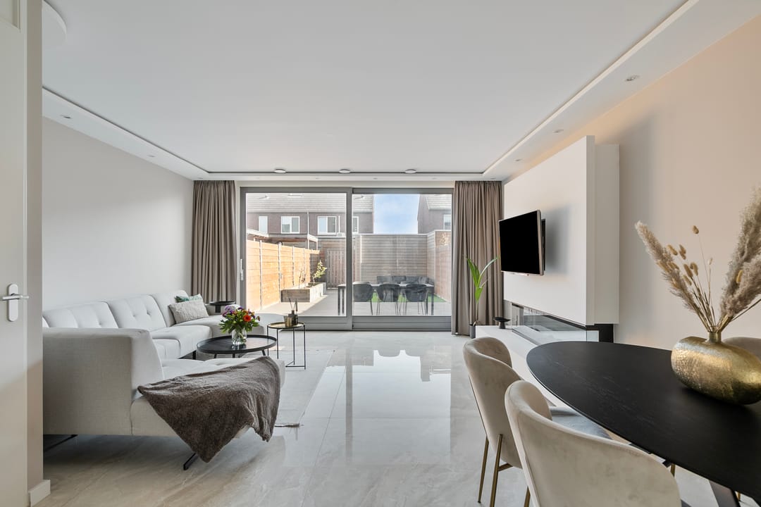 Foto 2 van Zaaivat 6