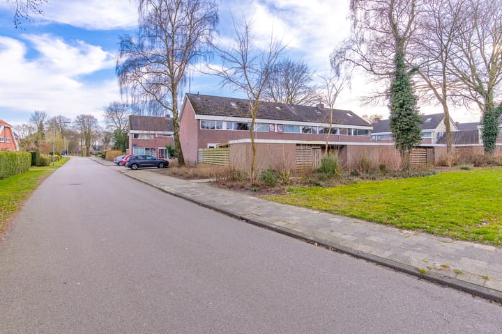 Photo 40 of Breetuinenweg 32