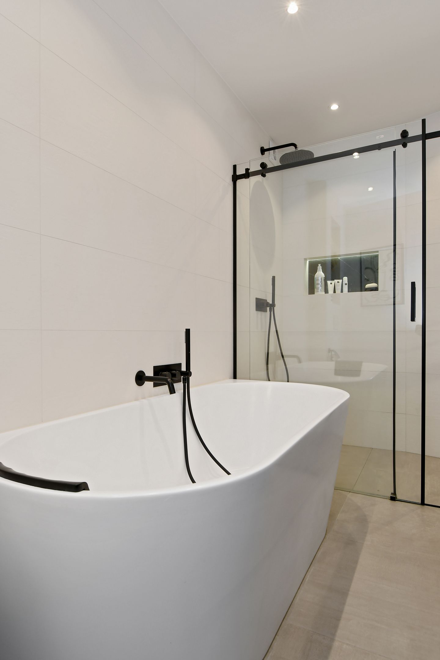 Foto 19 van Maarten Reuchlinlaan 18