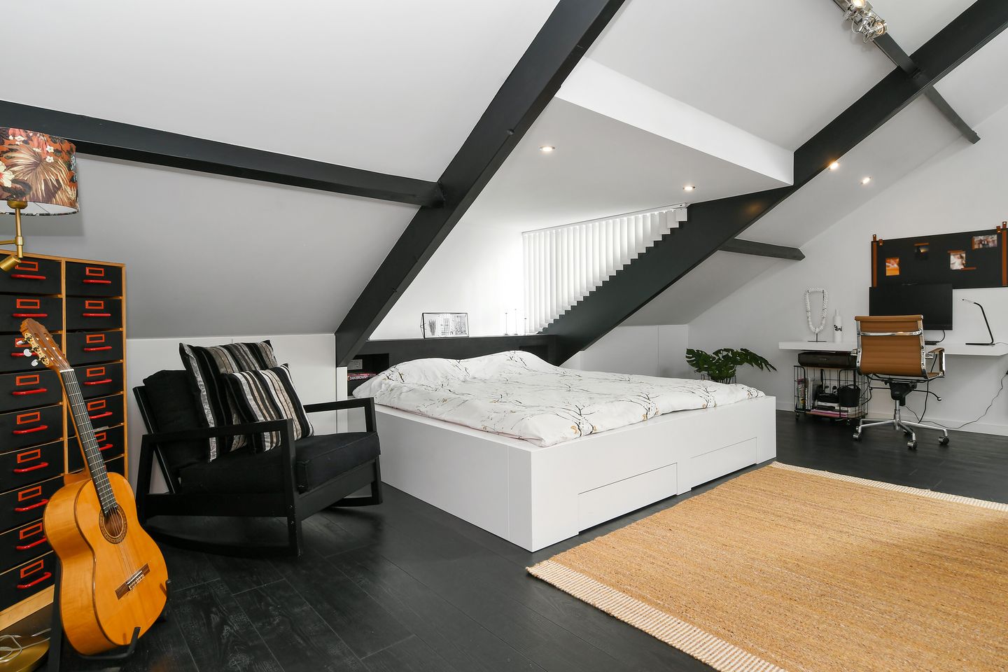 Foto 35 van Maarten Reuchlinlaan 18