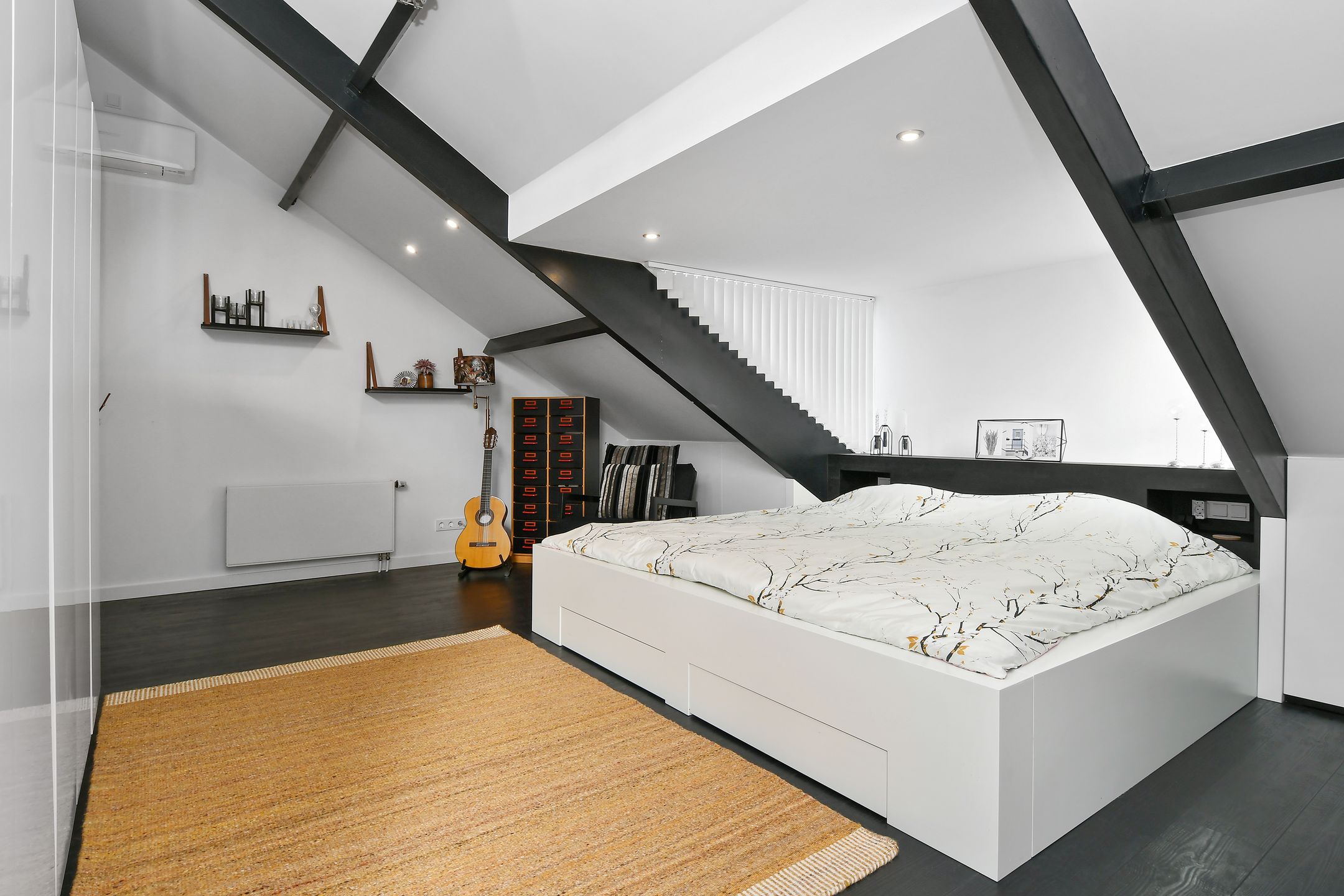 Foto 36 van Maarten Reuchlinlaan 18