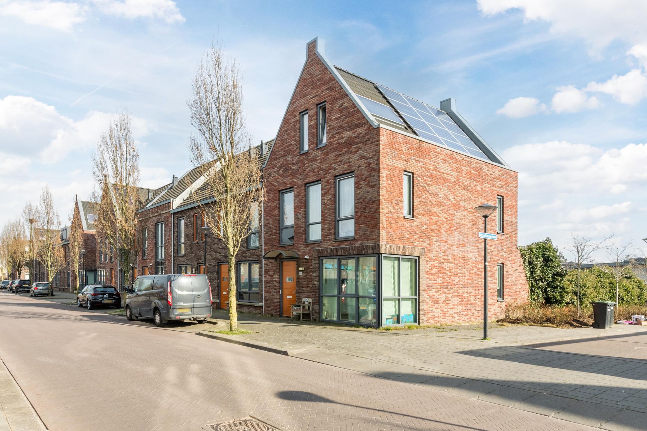 Photo 3 of Jan Doustraat 2