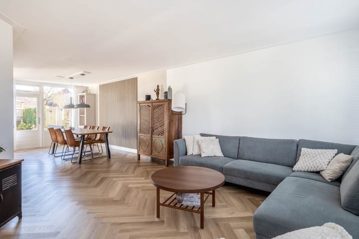 Foto 4 van Aagje Dekenstraat 12