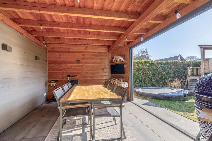 Foto 30 van Aagje Dekenstraat 12