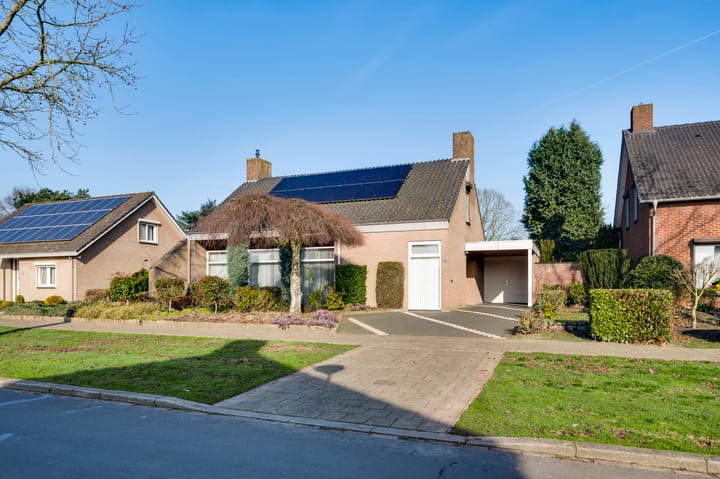 Foto 1 van Korenbloemstraat 23