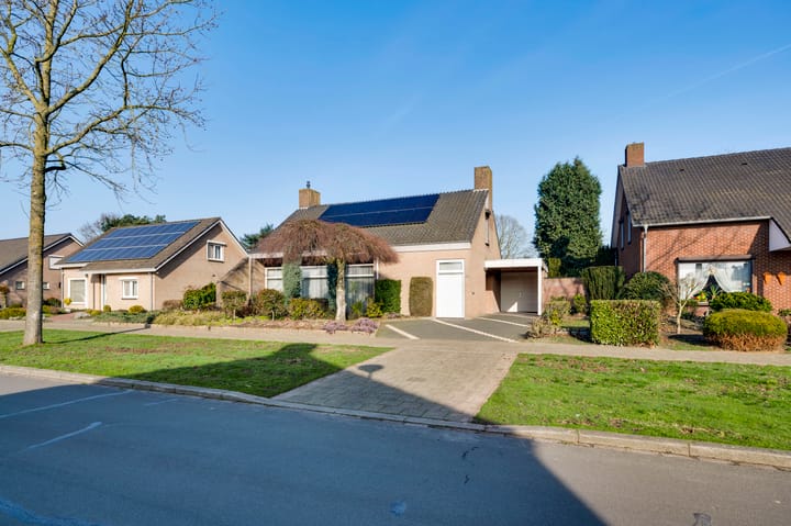 Foto 13 van Korenbloemstraat 23