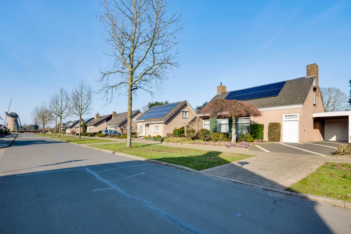 Foto 14 van Korenbloemstraat 23