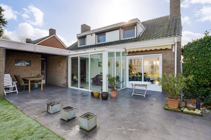 Foto 44 van Korenbloemstraat 23