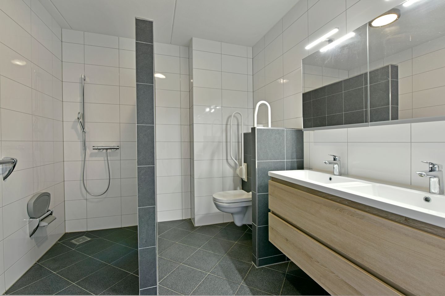 Foto 14 van Reghthuysplein 23