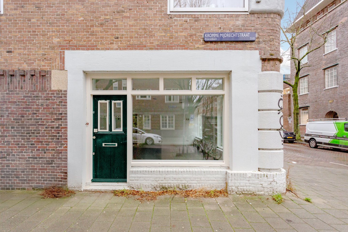 Bekijk foto 2 van Kromme-Mijdrechtstraat 23