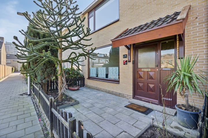 Foto 9 van Roggebotstraat 87